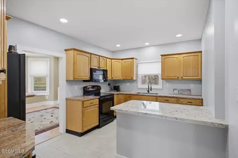 3613 Becker St, Schenectady, NY 12304 photo 23