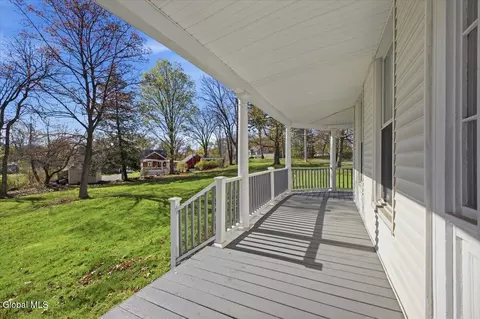 3613 Becker St, Schenectady, NY 12304 photo 10