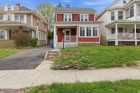 880 Mercer St, Albany, NY 12208