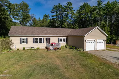 489 River Rd, Warrensburg, NY 12885