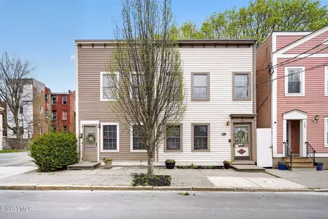 151 Jefferson St, Albany, NY 12210