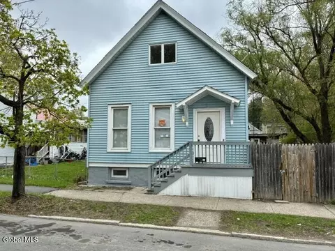 802 5th Ave, Troy, NY 12182