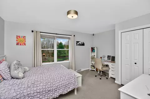 Bedroom - 58 Egmont Ct, Delmar, NY 12054 photo 2 of 6