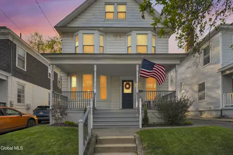 126 Elmer Ave, Schenectady, NY 12308