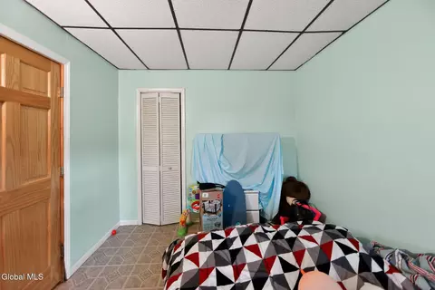 Bedroom - 1931 Jerome Ave, Schenectady, NY 12306 photo 4 of 5