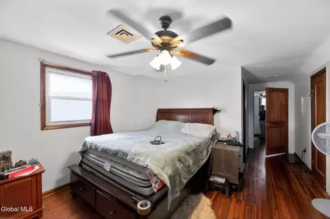 Bedroom - 1931 Jerome Ave, Schenectady, NY 12306 photo 2 of 5