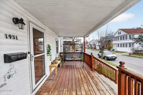 Exterior - 1931 Jerome Ave, Schenectady, NY 12306 photo 3 of 9