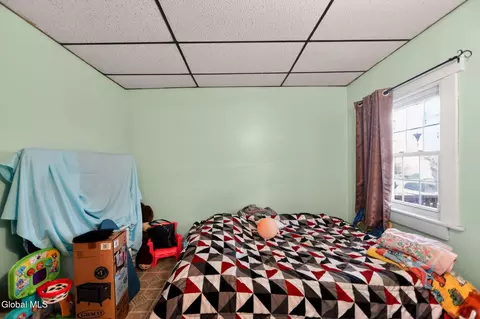 Bedroom - 1931 Jerome Ave, Schenectady, NY 12306 photo 3 of 5