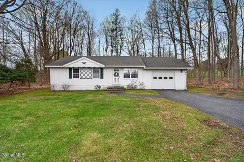 10 Geyser Rd, Saratoga Springs, NY 12866