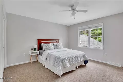 Bedroom - 26 Timberwick Dr, Halfmoon, NY 12065 photo 5 of 8