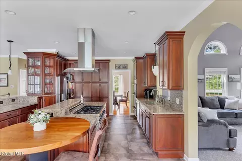 Kitchen - 26 Timberwick Dr, Halfmoon, NY 12065 photo 1 of 4