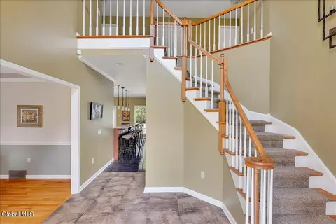 Entry Way - 26 Timberwick Dr, Halfmoon, NY 12065 photo 3 of 6