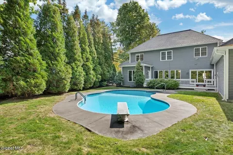 Exterior - 26 Timberwick Dr, Halfmoon, NY 12065 photo 4 of 15