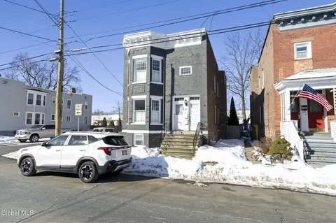 1801 9th Ave, Watervliet, NY 12189