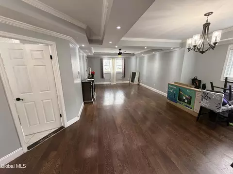 Living - 1025 Hegeman St, Schenectady, NY 12306 photo 1 of 4