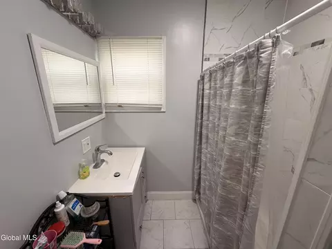 Bath - 1025 Hegeman St, Schenectady, NY 12306 photo 1 of 3