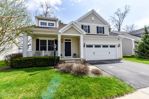 8 Maria Ln, Saratoga Springs, NY 12866