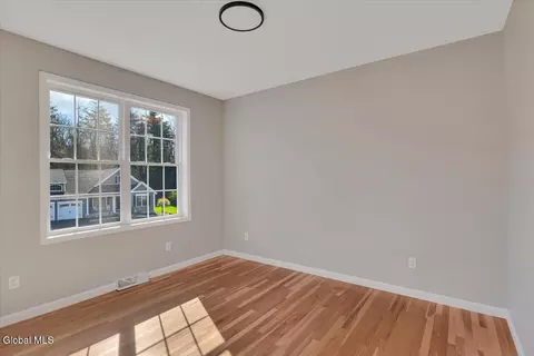 Other - 105 Diamond Pl, Schenectady, NY 12306 photo 11 of 20