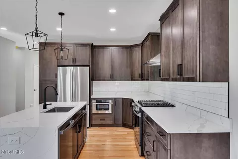 Kitchen - 105 Diamond Pl, Schenectady, NY 12306 photo 3 of 4