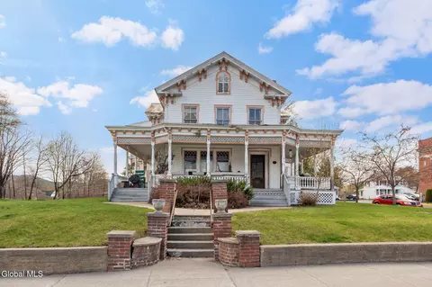 3847 Main St, Warrensburg, NY 12885