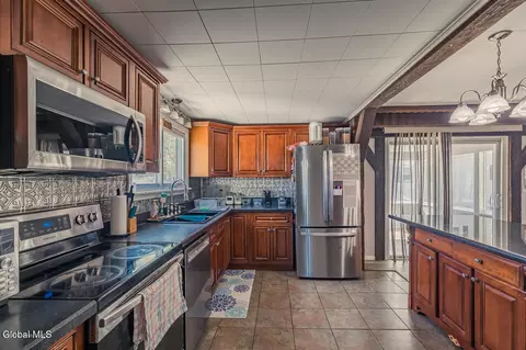 Kitchen - 38 1st Ave, Broadalbin, NY 12025 photo 3 of 5