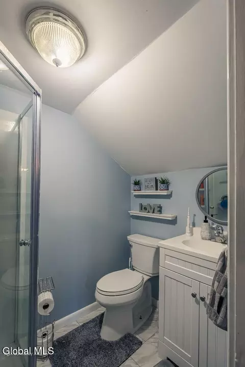 Bath - 38 1st Ave, Broadalbin, NY 12025 photo 4 of 4