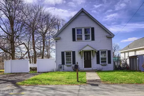 16 Kemp Ave, Troy, NY 12180