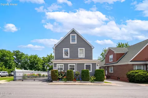 78-80 Bunn St, Amsterdam, NY 12010