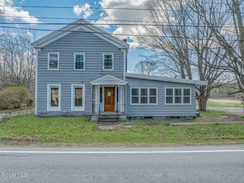 14 S Main St, Salem, NY 12865