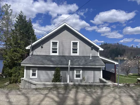 232 Fulton Rd, Caroga Lake, NY 12032