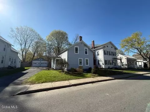 24 Orville St, Glens Falls, NY 12801