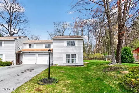 25 Woodcliffe Dr # A, Clifton Park, NY 12065