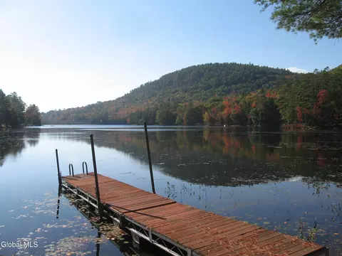 386 Beaver Pond Rd, Adirondack, NY 12815
