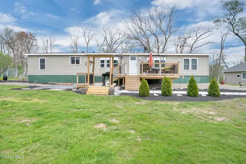 101 Coveville Rd, Schuylerville, NY 12871