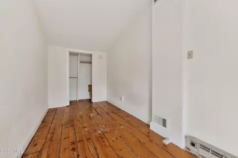 Bedroom - 7 Union St, Schenectady, NY 12305 photo 3 of 4