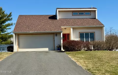 20 Cord Dr, Latham, NY 12110