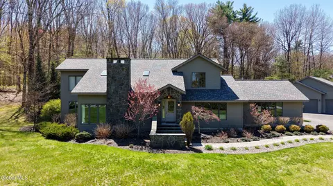 1 Rainbow Way, Malta, NY 12020