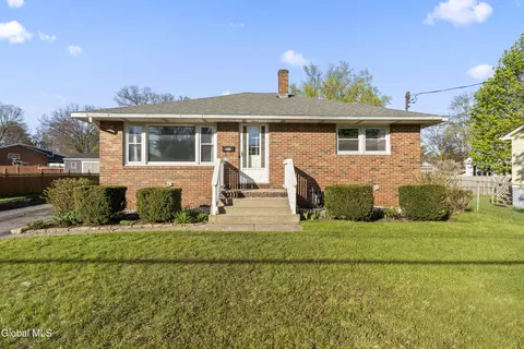 185 Exchange St, Colonie, NY 12205