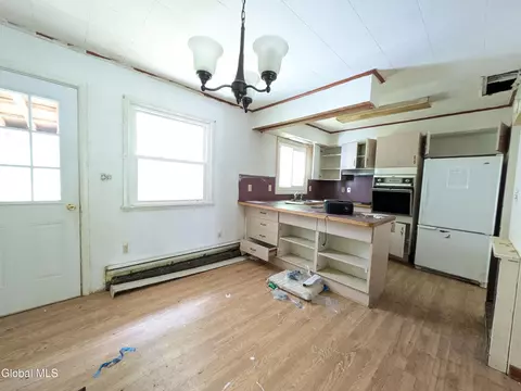 110 Ash St, Corinth, NY 12822 photo 3
