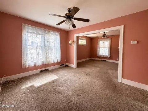 Living - 233 Sixteenth St, Schenectady, NY 12306 photo 3 of 3