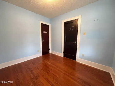 Bedroom - 233 Sixteenth St, Schenectady, NY 12306 photo 3 of 4