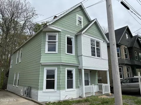 609 Bluff Ave, Schenectady, NY 12303