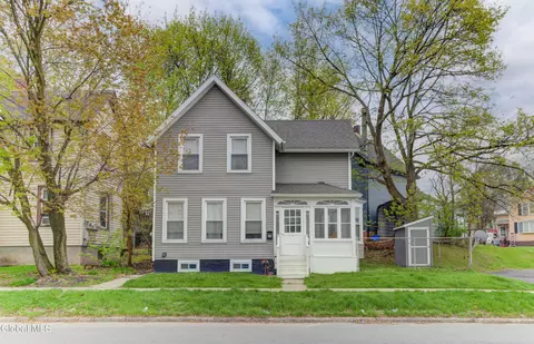 80 Washington Ave, Rensselaer, NY 12144