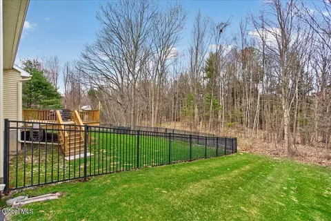 Exterior - 1019 Gideon Trce, Schenectady, NY 12302 photo 8 of 11