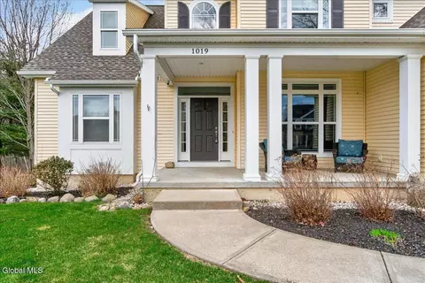 Exterior - 1019 Gideon Trce, Schenectady, NY 12302 photo 3 of 11