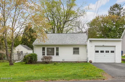 287 New York Ave, Cohoes, NY 12047
