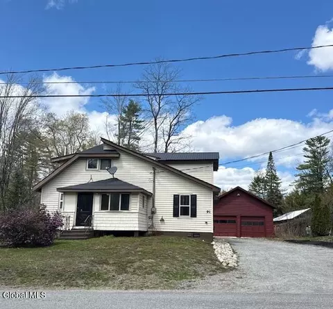 91 Library Ave, Warrensburg, NY 12885