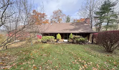 284 Hall Hl #STOP 18, Ancram, NY 12502
