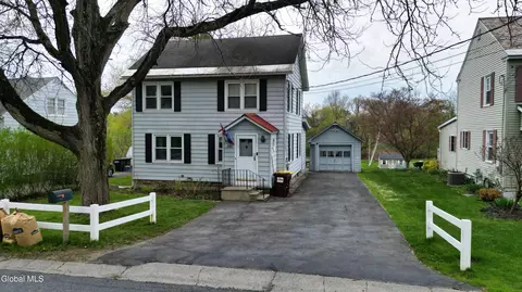 335 Ridge Rd, Queensbury, NY 12804