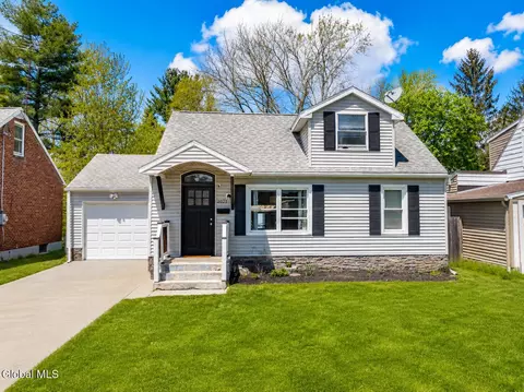 2023 Robinwood Ave, Rotterdam, NY 12306